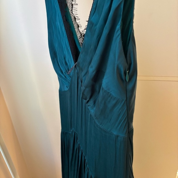 Free People Teal Blue Maxi Dress Size Small Lace Trim Tiered Boho V-Neck - Picture 4 of 9
